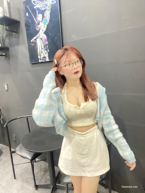 8a02f3bd7ad7277d3a568c25d1d270d8.jpg